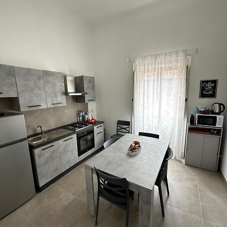 הוילה ג'יארה Casa Ginestra Di Palazzo Biondi מראה חיצוני תמונה